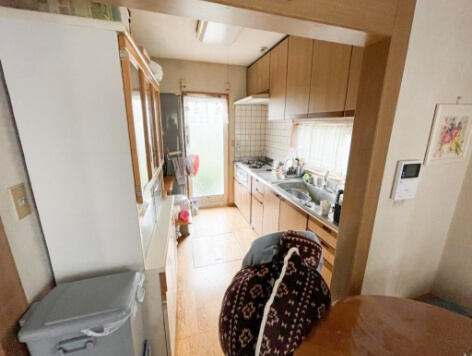 高級感と清潔感あふれるキッチンを叶えたリフォーム事例